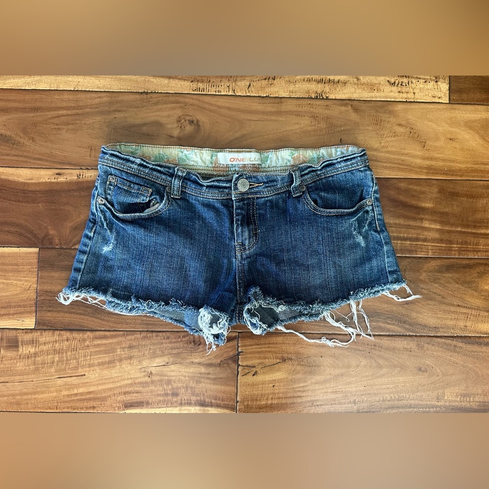 O’Neill Low Rise Denim Cutoff Shorts Size 7